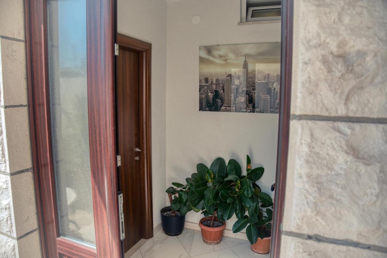 Guesthouse Victoria II Dubrovnik Exteriör bild
